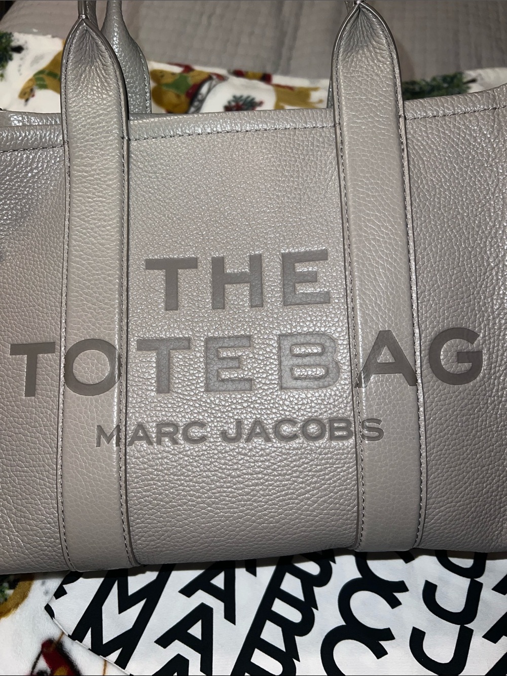 Marc Jacobs Gray Pebbled All Grain Leather Tote Bag New Never used. M size - Picture 10 of 10